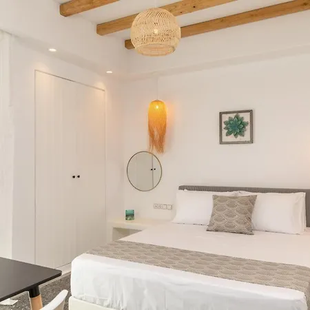 Apartmán Naxos Downtown & *