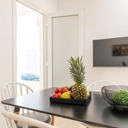 Naxos Downtown & Apartamento