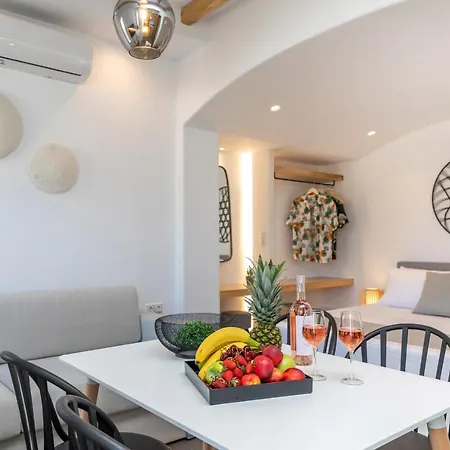 Apartamento Naxos Downtown & *