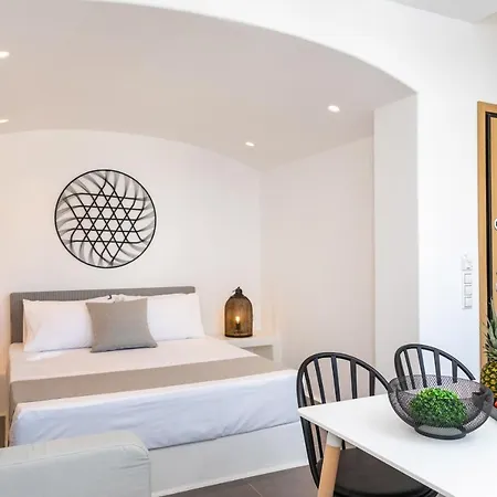 Naxos Downtown & Apartamento Naxos City