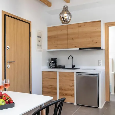 Naxos Downtown & Apartamento