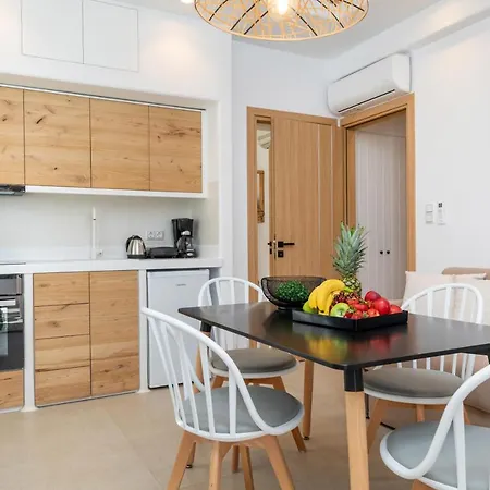 Naxos Downtown & Apartmán