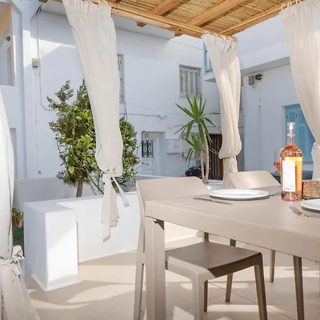 Naxos Downtown & Apartmán Naxos City