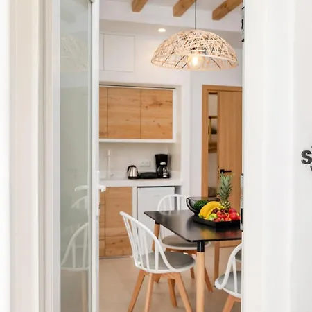 Naxos Downtown & Naxos City