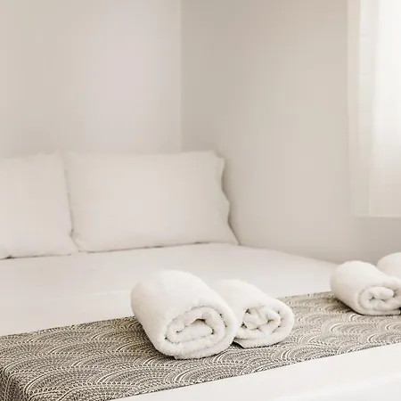 Naxos Downtown & Apartment