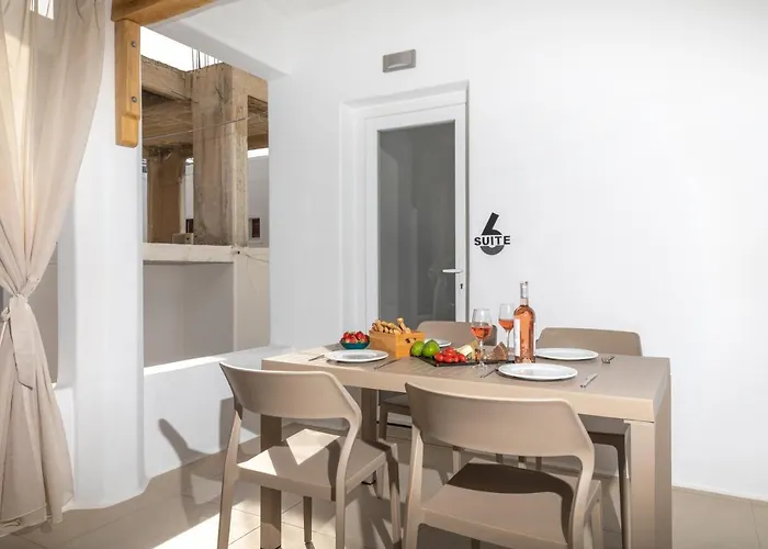 Naxos Downtown & Naxos City