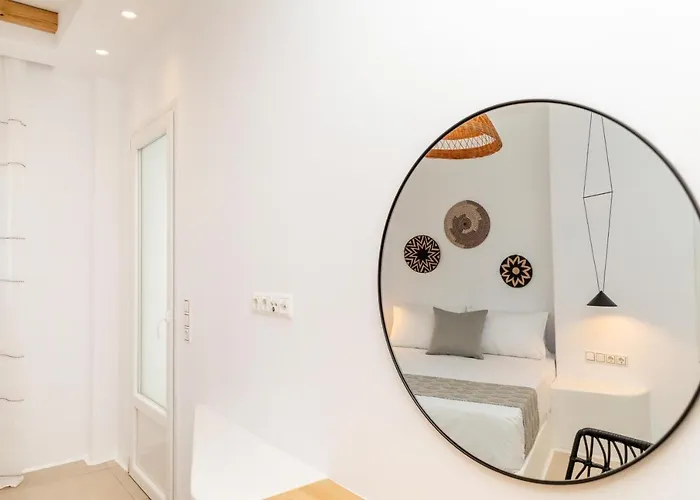 Naxos Downtown & Apartment