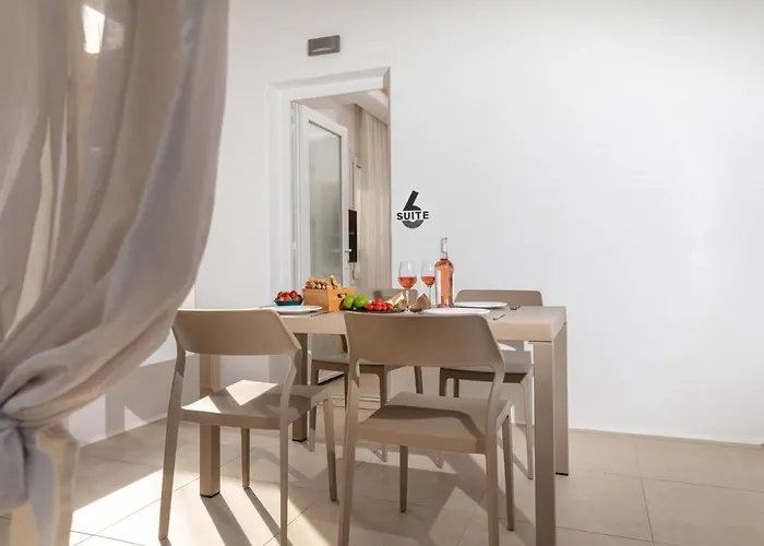 Naxos Downtown & Apartmán