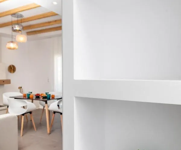 Naxos Downtown & Apartment Naxos City