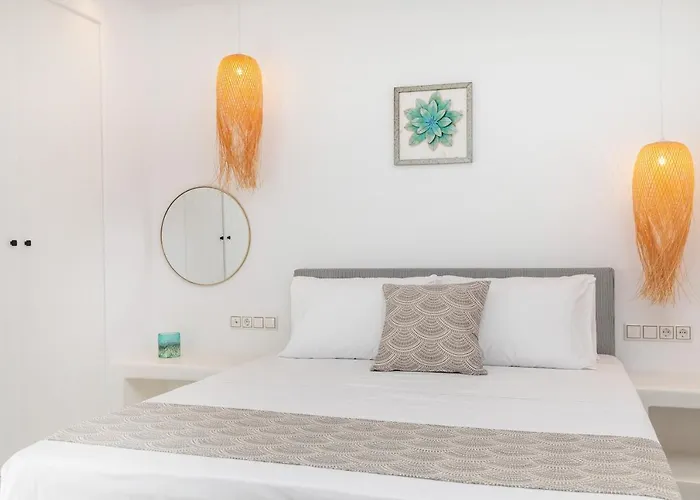 Naxos Downtown & Naxos City