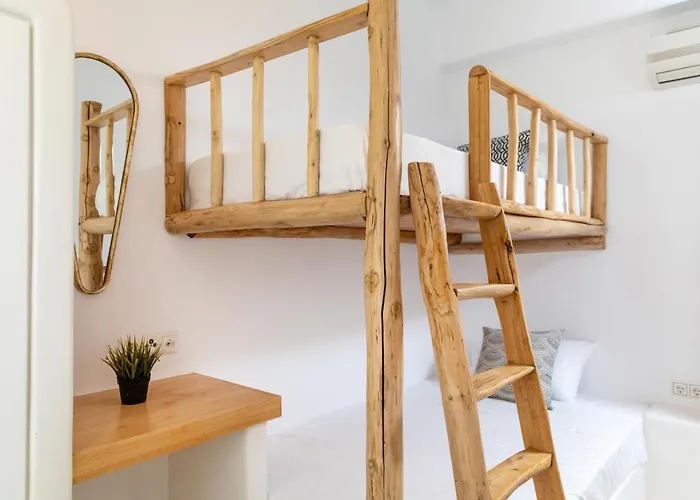 Naxos Downtown & * Naxos City