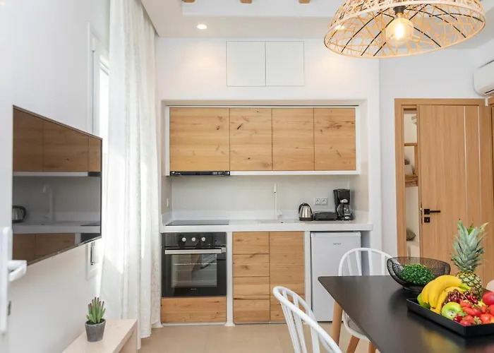 Naxos Downtown & Apartmán *